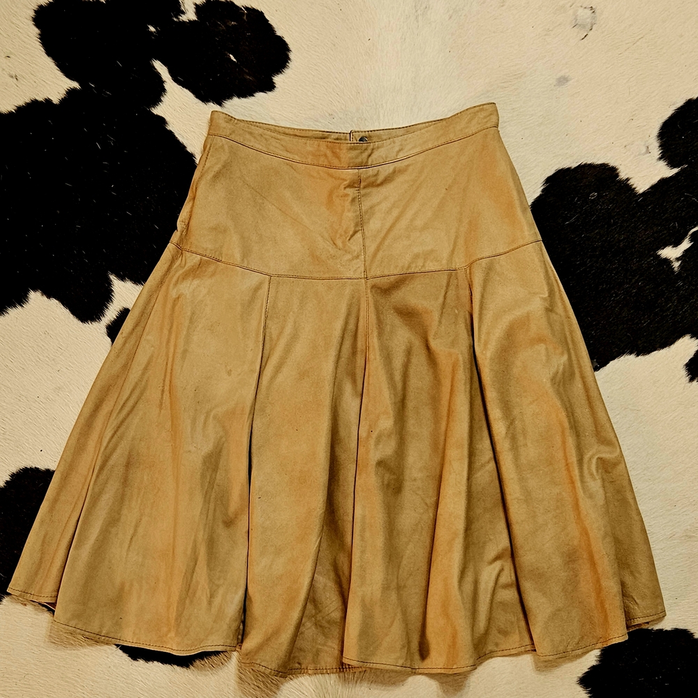 Vintage 1970s supple Real SOFT Leather Tan Women’s CIRCLE Skirt COWGIRL
